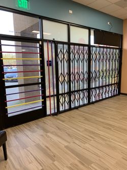 Folding gate