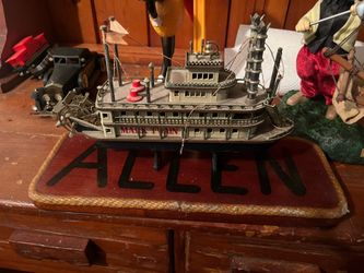Mark Twain Paddlewheel Steamboat