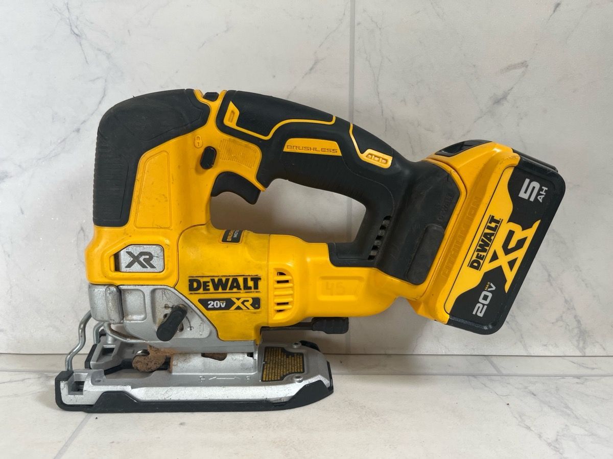 DeWalt DCS334 20V Max XR Brushless Jigsaw (A1G011251)