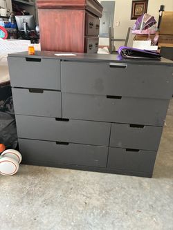 FREE !!!  DRESSER