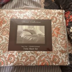 Unused Twin Size Sheet Sets