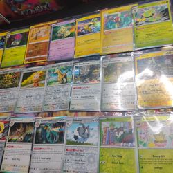 Pokemon cards (Assorted Holo's)