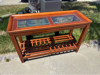 FREE** Wood Table