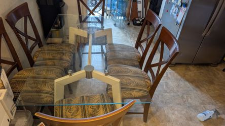 Glass Dining Table with 6 chairs