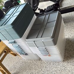 Hefty Storage Bins 72 Qtrs