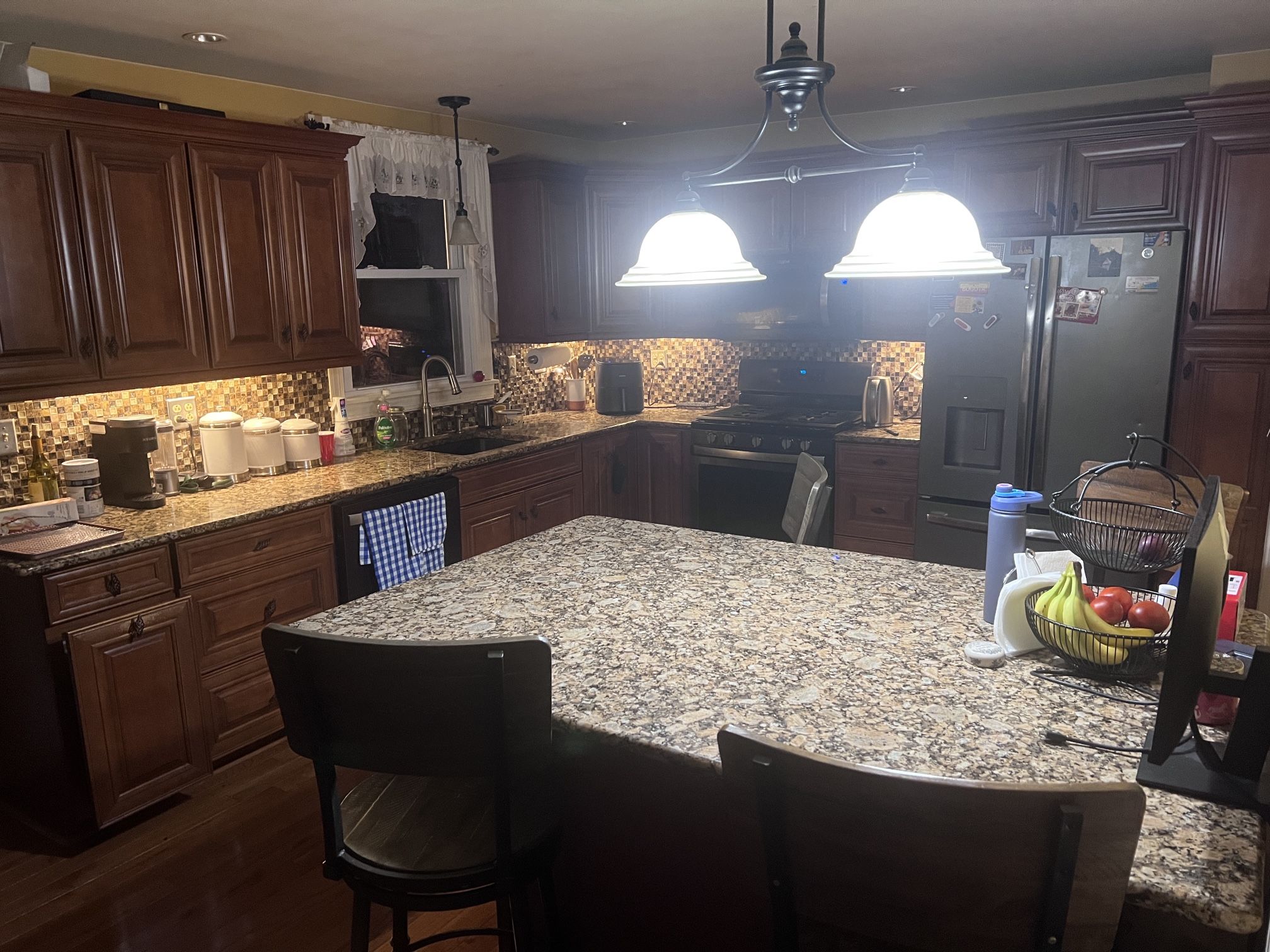 Full Kitchen, Including Stove And Dishwasher Countertop Didn’t Make It. It Broke When I Was Taking.