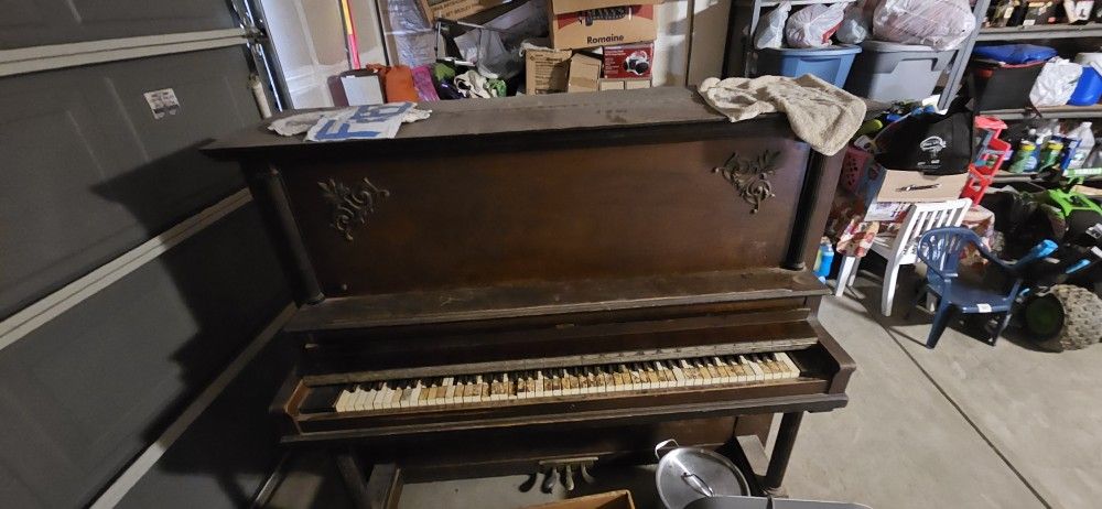 Free Piano Vintage