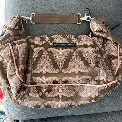 Petunia Pickle Bottom Chic Crossbody Diaper Bag