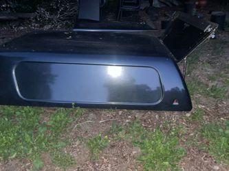 Leer camper shell and bed cover off of gmc short bed