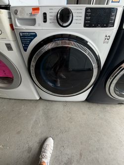 GE Front Load Washing Machine White