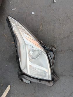 2013-2017 Cadillac ATS Xenon Hid Headlight With All The Accessories Oem. 