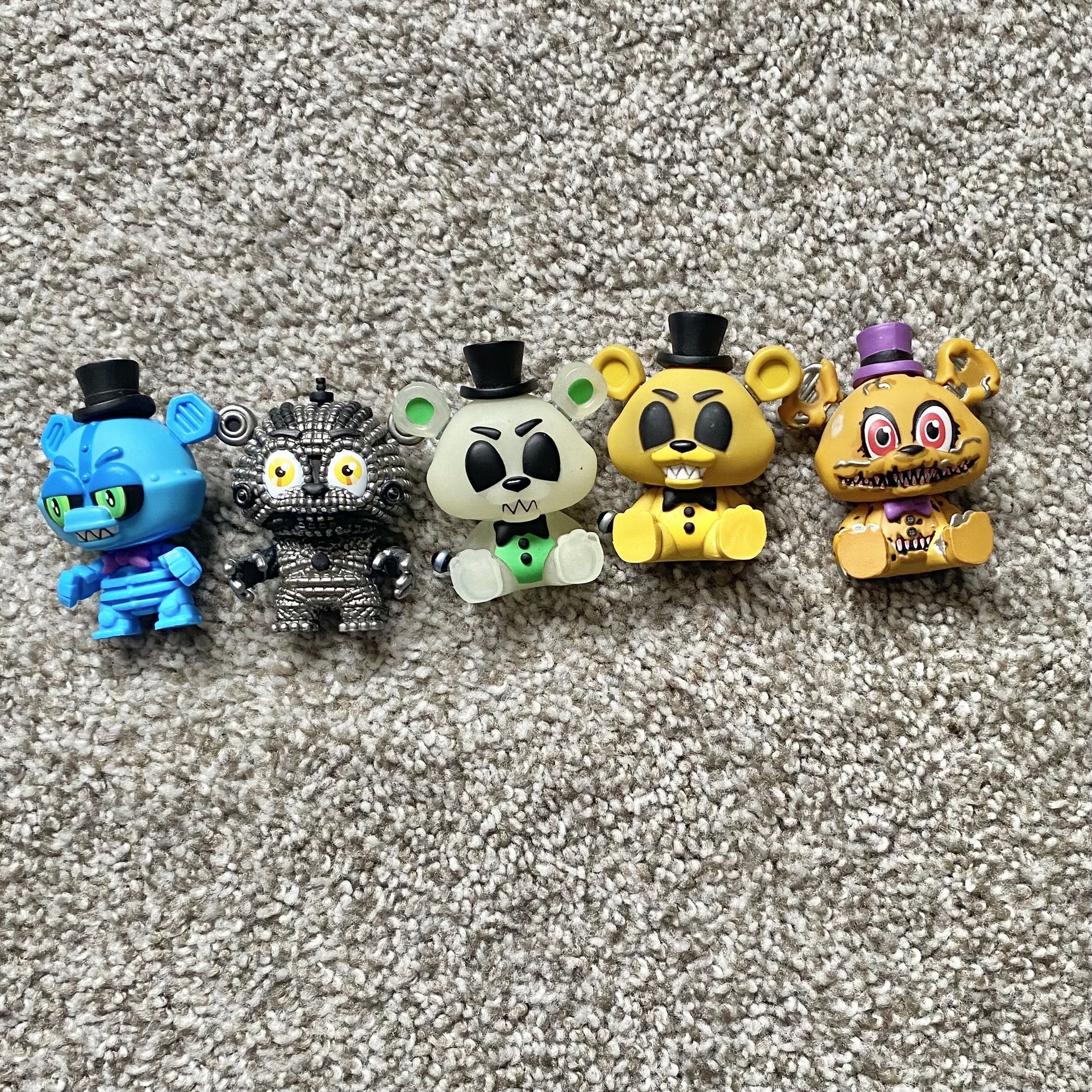 Five Nights At Freddy’s Golden Freddy And Rare Endoskeleton Black Light