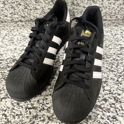 Adidas Superstar Size 9