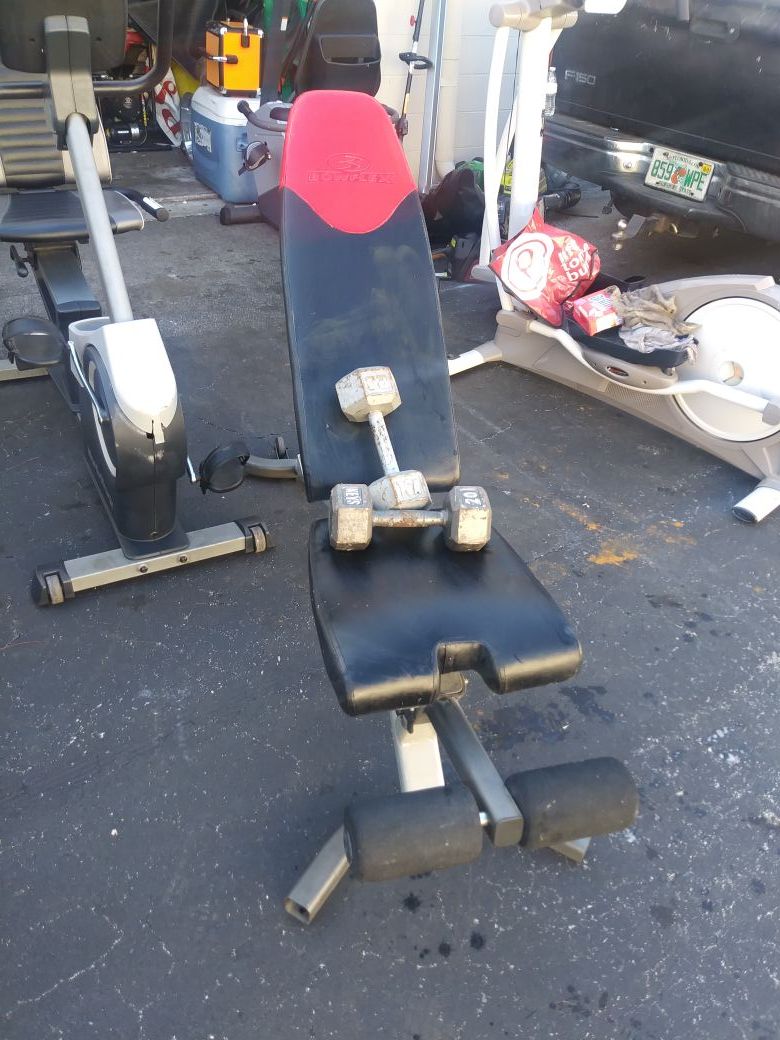 Bowflex incline bench w/20lb dumbells