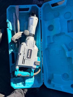 Makita jackhammer