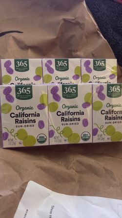 Organic raisins