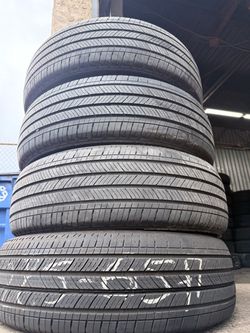 4 Used 225/65R17 Michelin Primacy A/S Tires