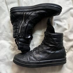 Rick Owen’s Geobasket Triple Black