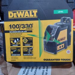 Dewalt Laser 2 Líneas Verde Baterías Doble  AA 
