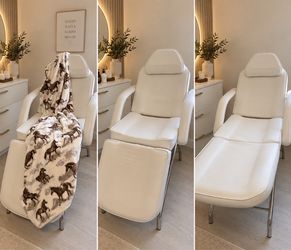 Camilla para manicurista , esteticista o lashista