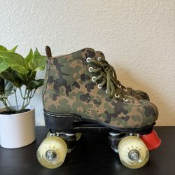 Camo Roller skates 