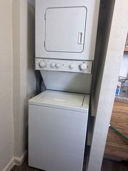 Stackable washer and dryer
