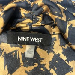 blouse 2X and revolt jean  size 22