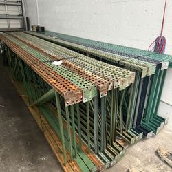 Warehouse Upright Used And New Condition 