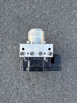 12-13 Honda Civic 1.8L OEM ABS Anti-Lock Brake Pump Module TR0A2