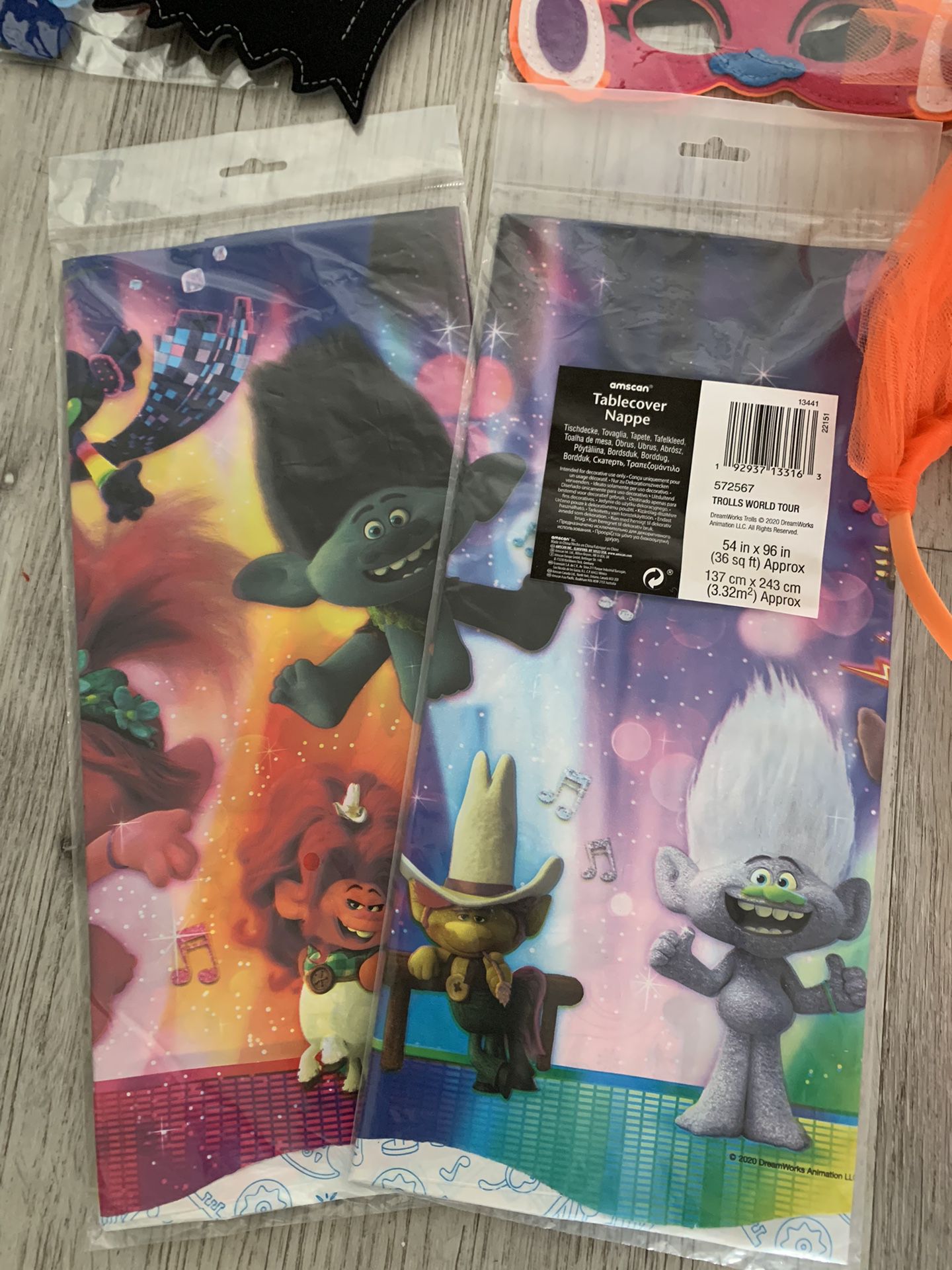 Trolls Party Gifts Bags And Decorations 