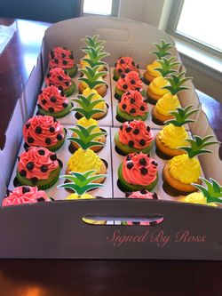 Custom Treats kids party birthday luau