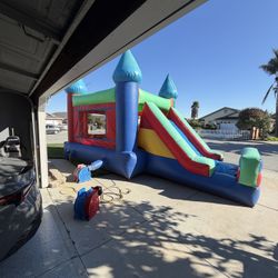 Bounce House With Slide 