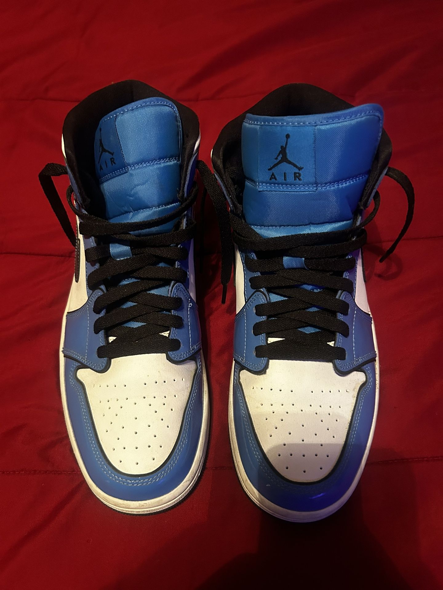 Jordan 1 Signal blue