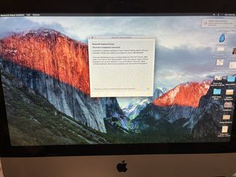 Apple iMac Desktop Computer 