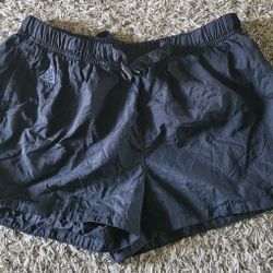 Women's Nike ACG Black Nylon Shorts Size XL