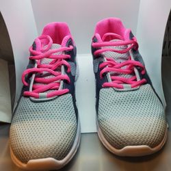 New Fila Panorama 7 TN. Size 6 Running