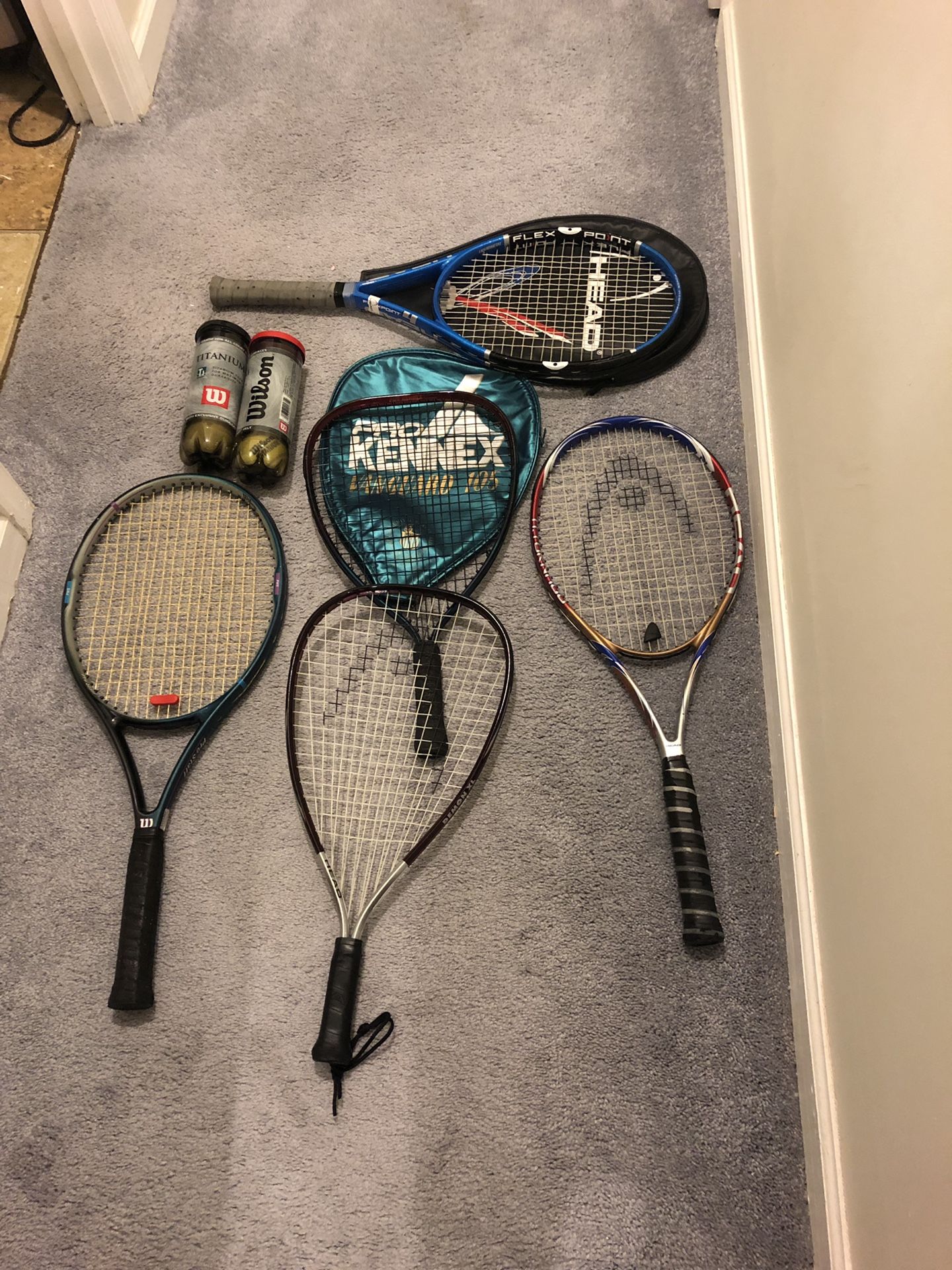 5 tennis racket with case