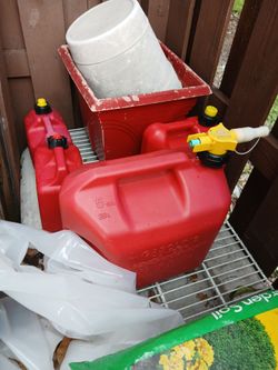 Gas cans