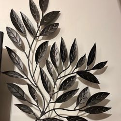 Sculpted Iron Leaf Wall Art