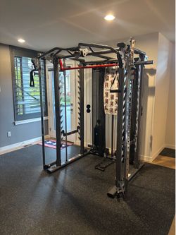 Gym Smith machine functional trainer
