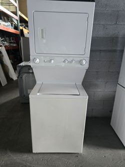 Frigidaire Stacked Washer Dryer Unit
