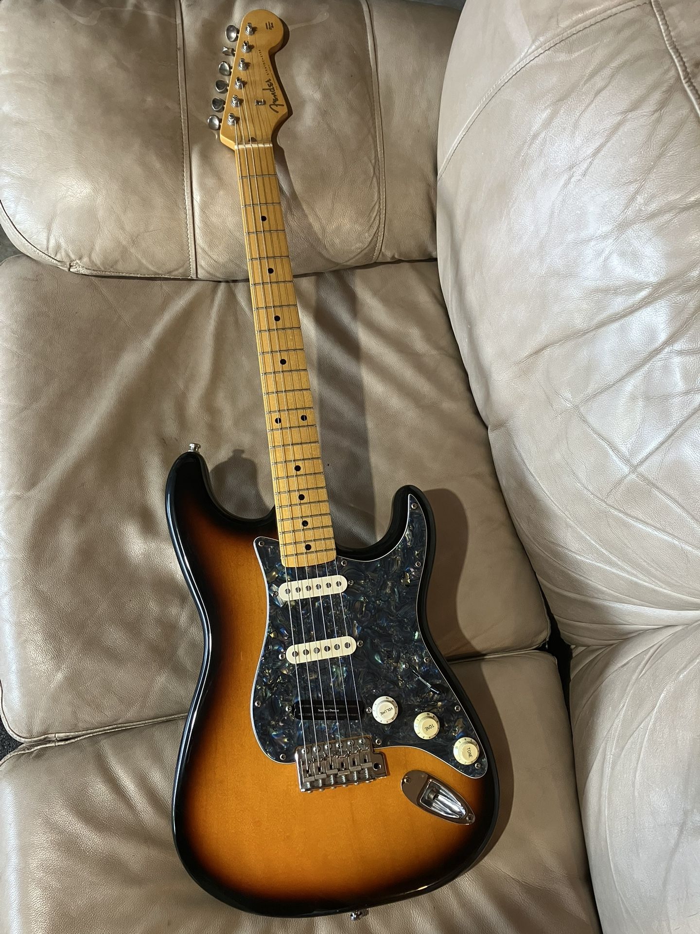 Fender Stratocaster 1957 Re-issue Electric Guitar (MIM / MIJ)