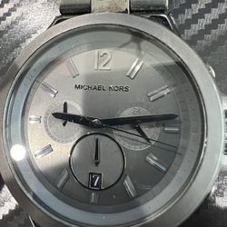 Michael Kors MK 8205 