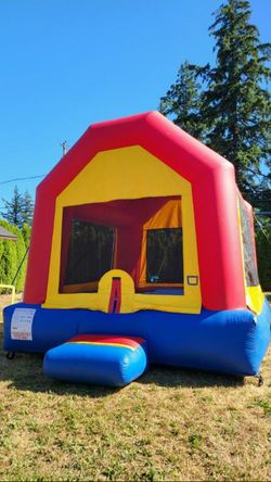Bounce House 