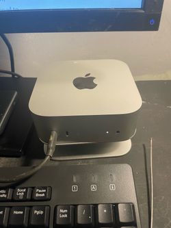 Mac. Mini. M4.  16gb.  256gb.   1  yr. Old