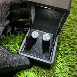 2 CT Halo Moissanite Stud Earrings
