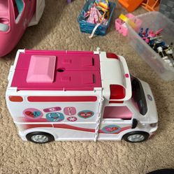 Barbie ambulance