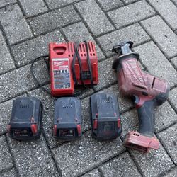 Sawzall Milwaukee Ms18 Red Fuel