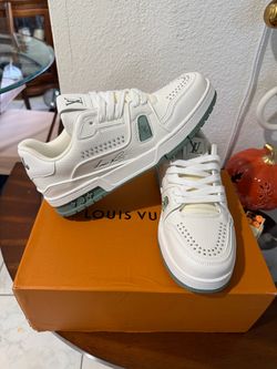 New LV Men’s shoes