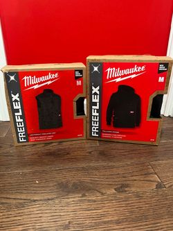 Milwaukee hoodie and vest